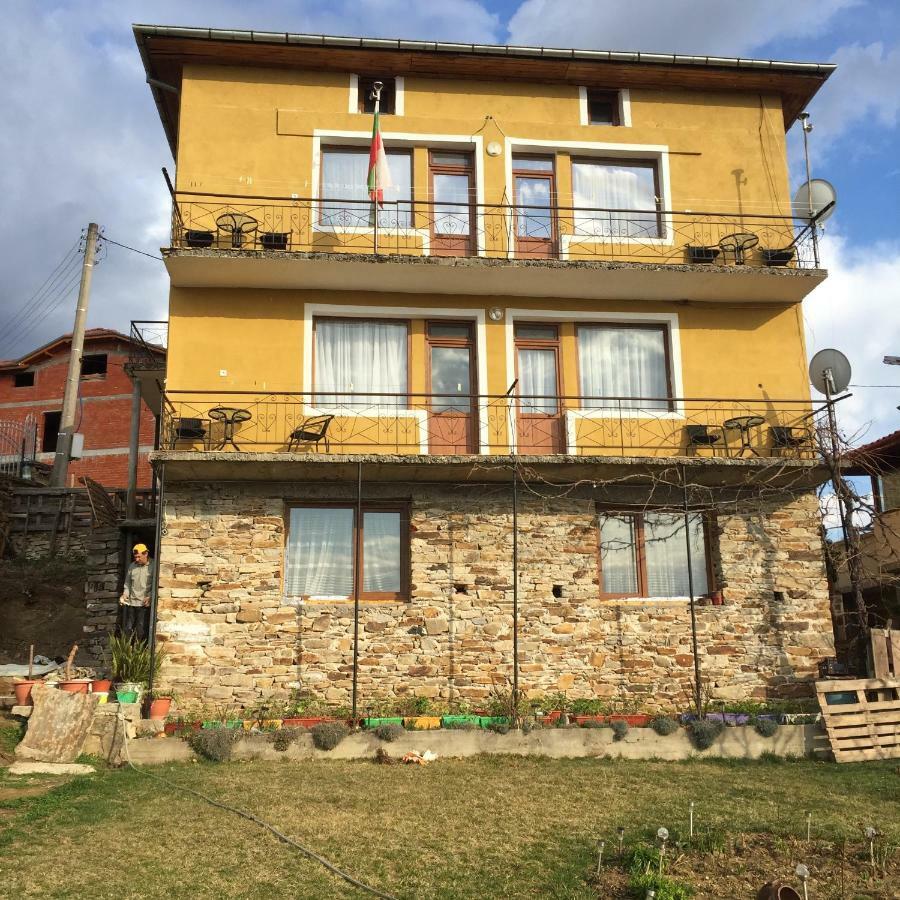 Guest House Agush Kribul Bagian luar foto