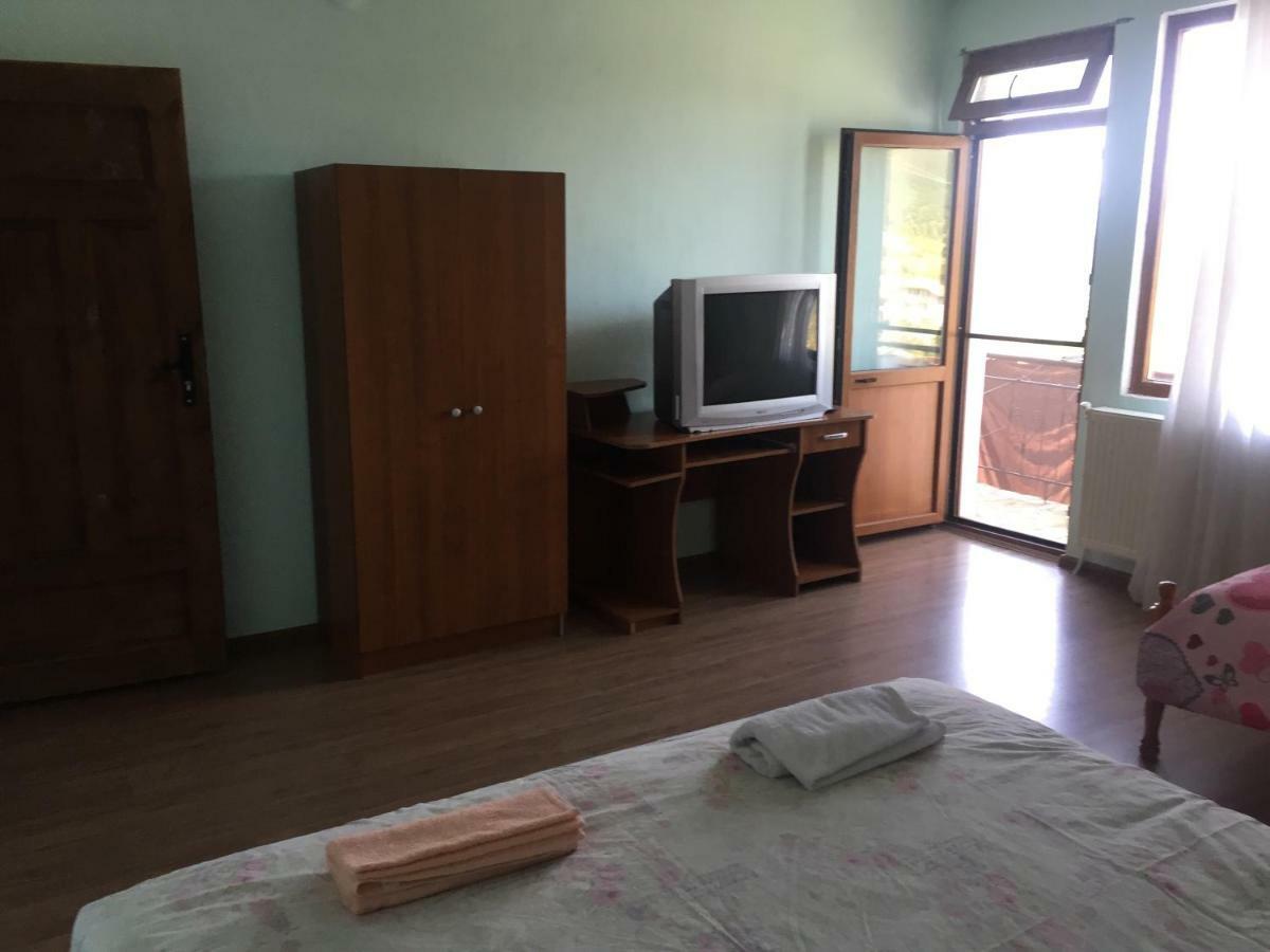 Guest House Agush Kribul Bagian luar foto