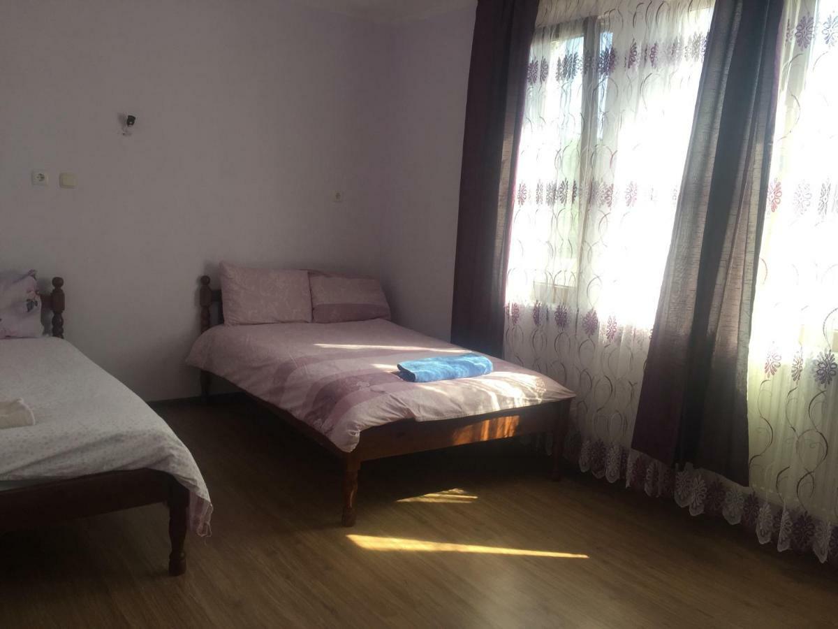 Guest House Agush Kribul Bagian luar foto